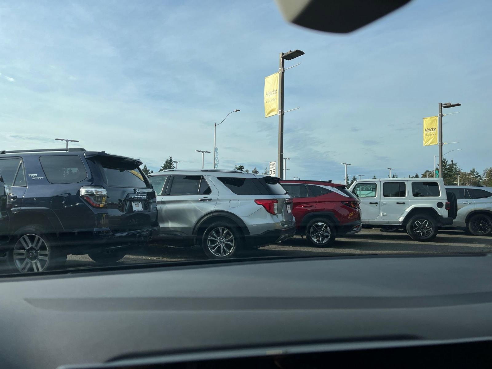 Used 2025 Volkswagen Jetta SE image 17