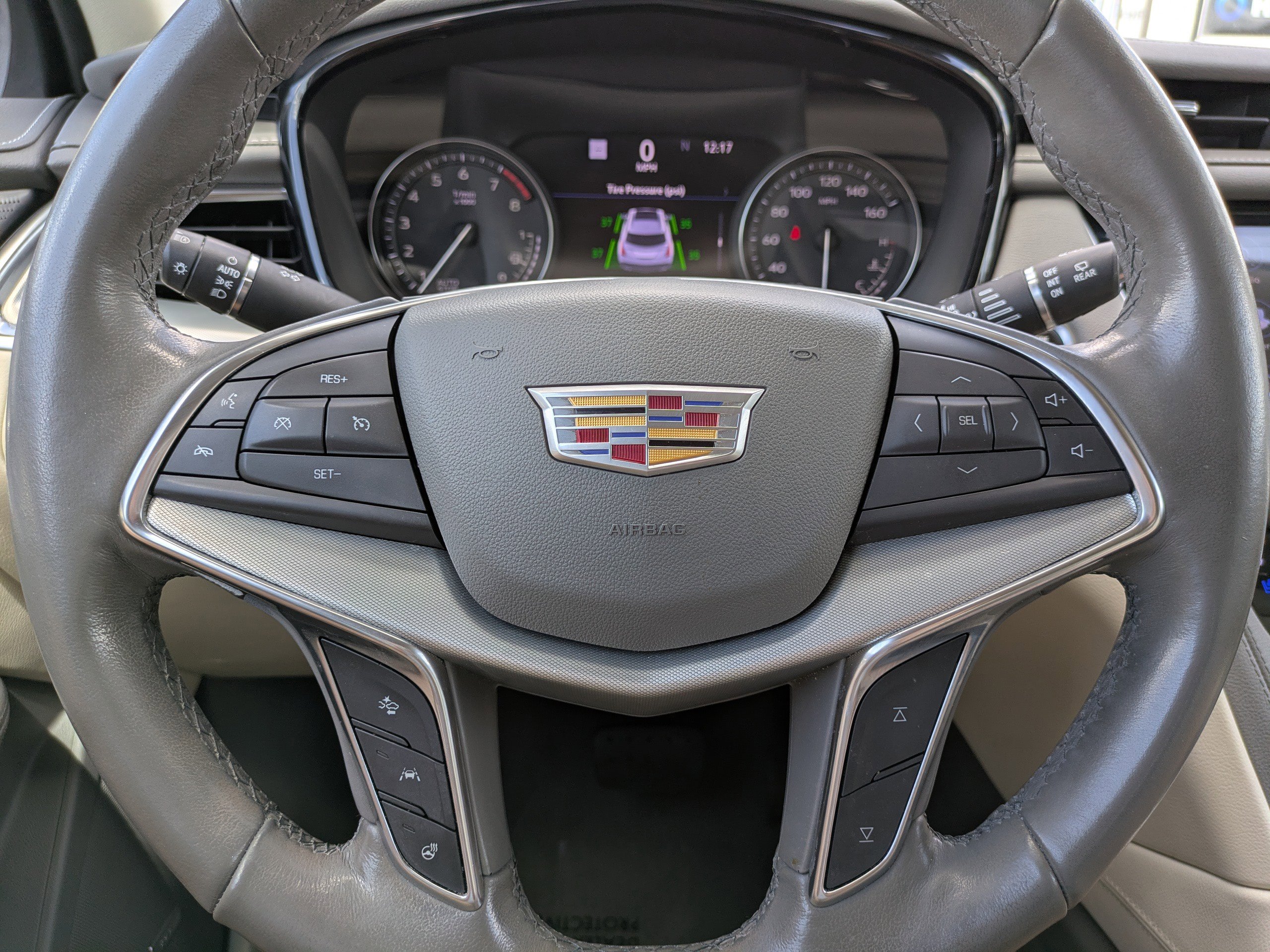Used 2021 Cadillac XT5 Premium Luxury image 25