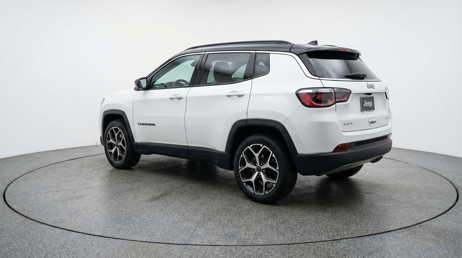 Used 2025 Jeep Compass Limited image 6