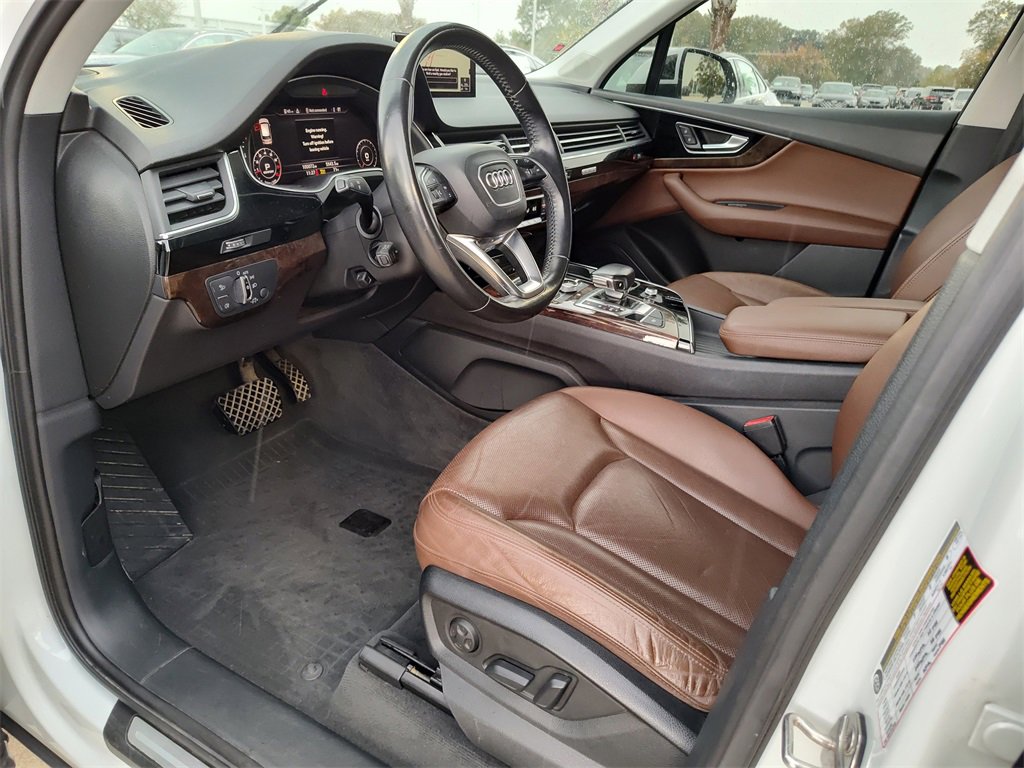 Used 2017 Audi Q7 3.0T Premium Plus image 2