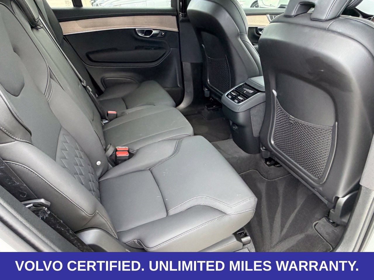 Certified 2025 Volvo XC90 B5 Core AWD/4WD image 37