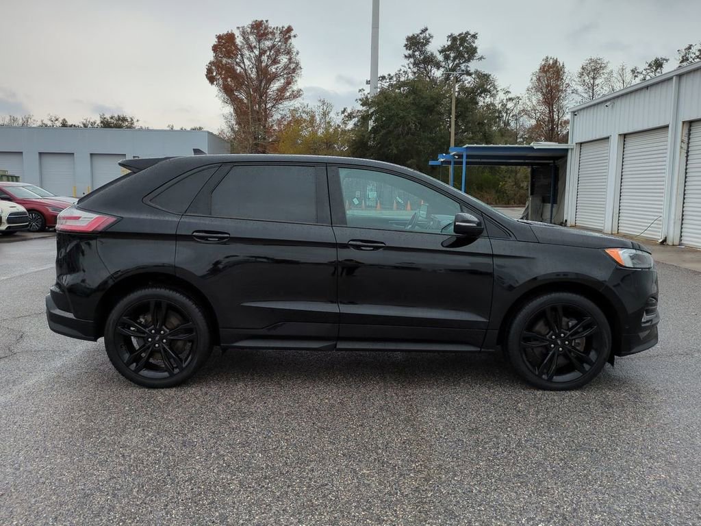 Used 2022 Ford Edge ST w/ Equipment Group 401A image 4