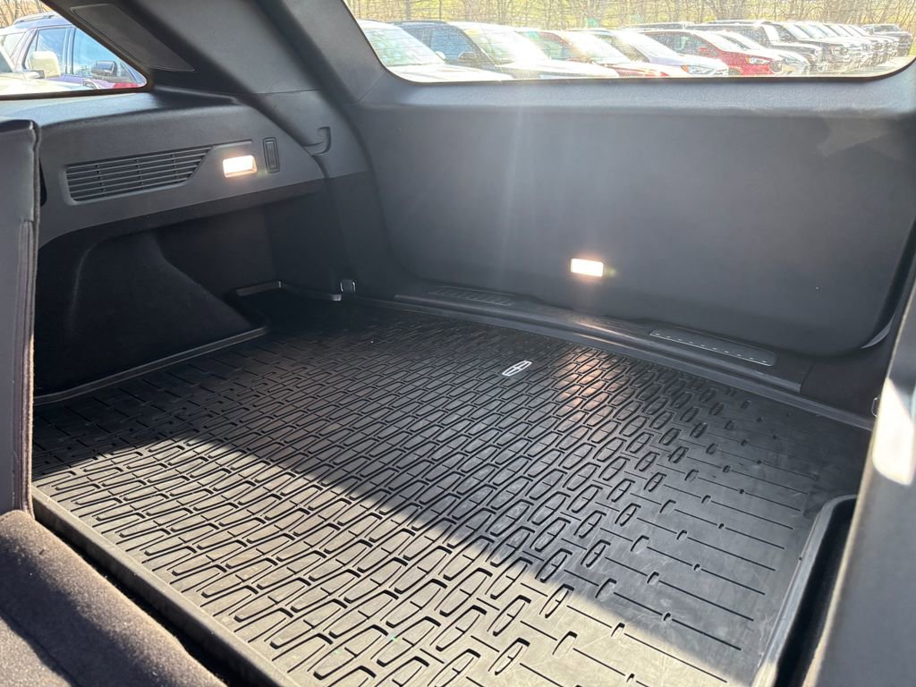 Used 2024 Lincoln Nautilus Reserve w/ Equipment Group 203A image 40