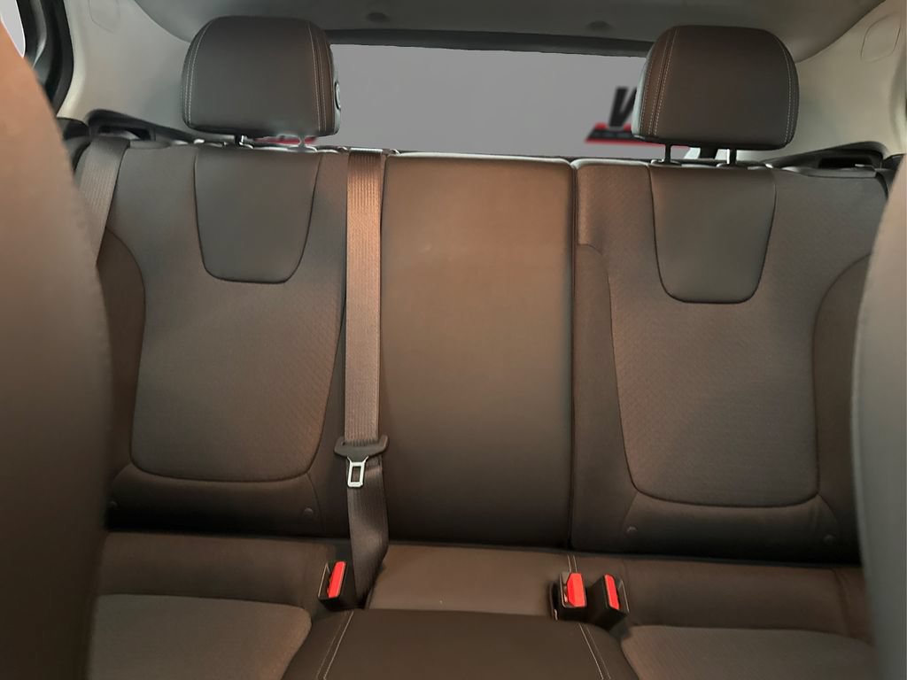 New 2025 Buick Encore GX Preferred AWD/4WD image 19
