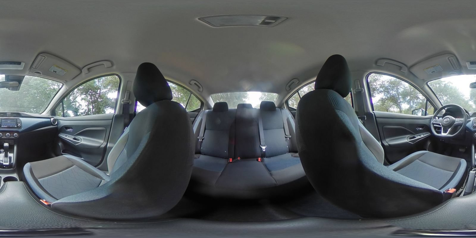 Used 2025 Nissan Versa SV FWD image 39