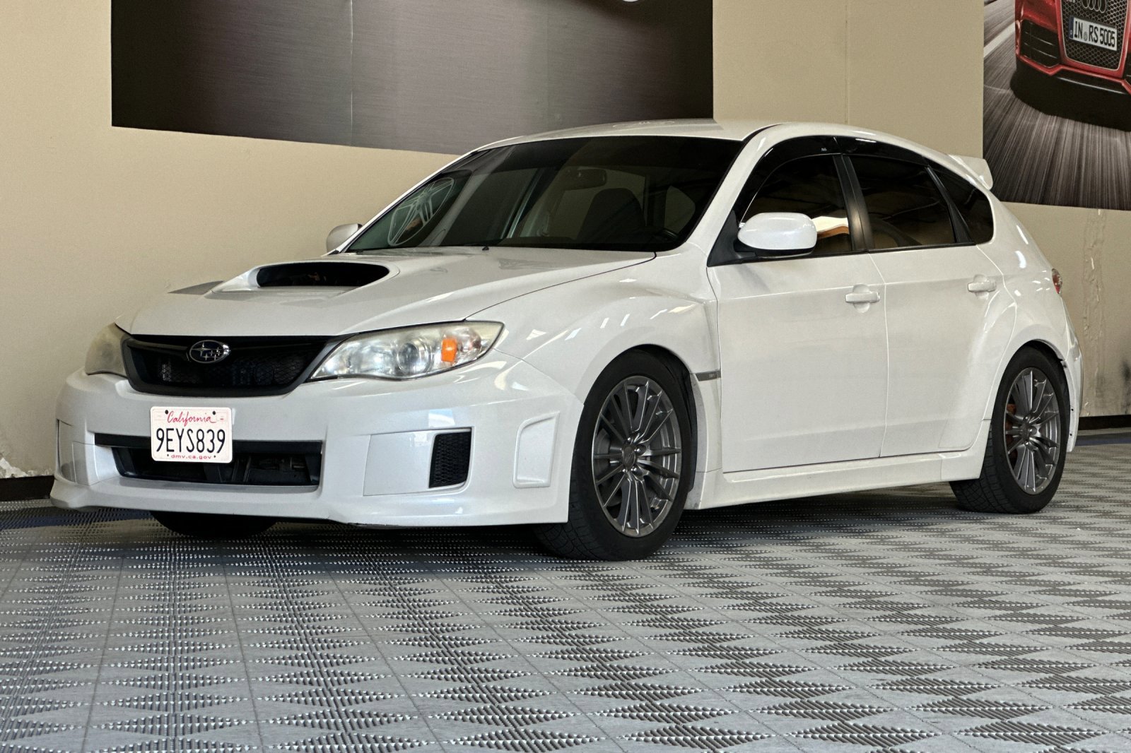Used 2012 Subaru Impreza WRX Hatchback image 8