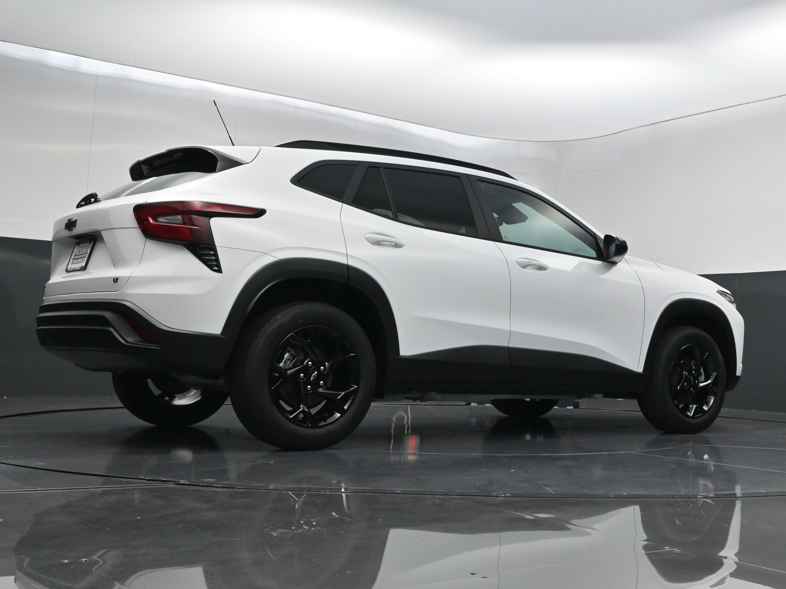 New 2026 Chevrolet Trax RS w/ Sunroof Package FWD image 41