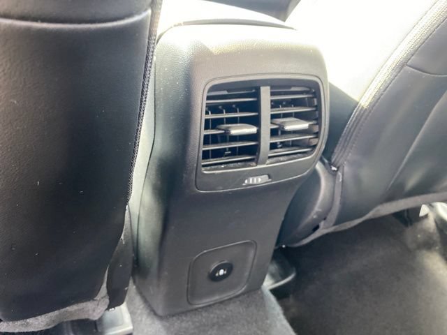 Used 2024 Ford Escape Platinum AWD/4WD image 20