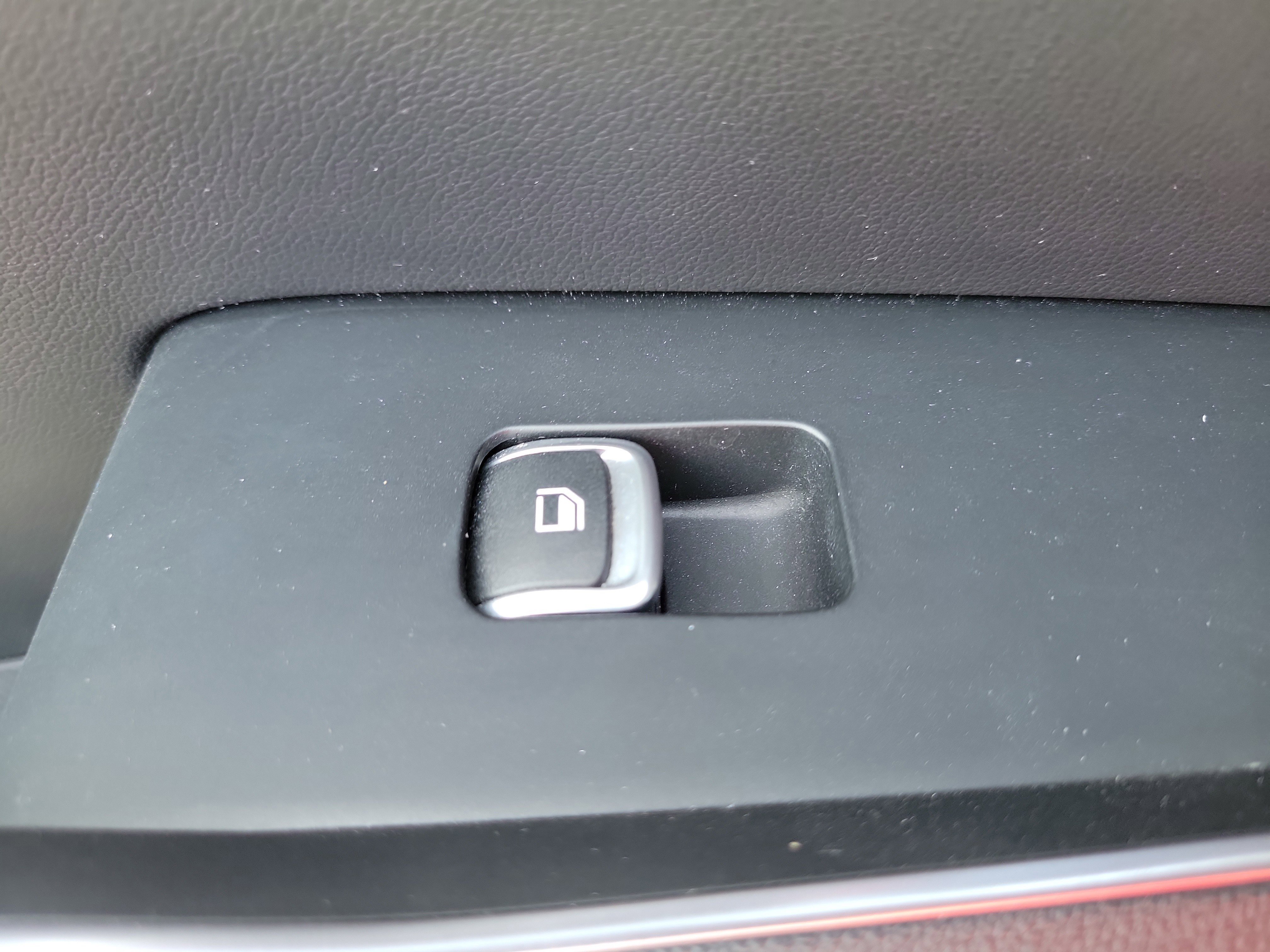 Used 2023 Kia Sorento LX image 14