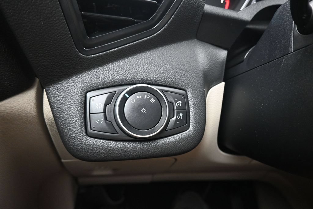 Used 2017 Ford Escape SE AWD/4WD image 26