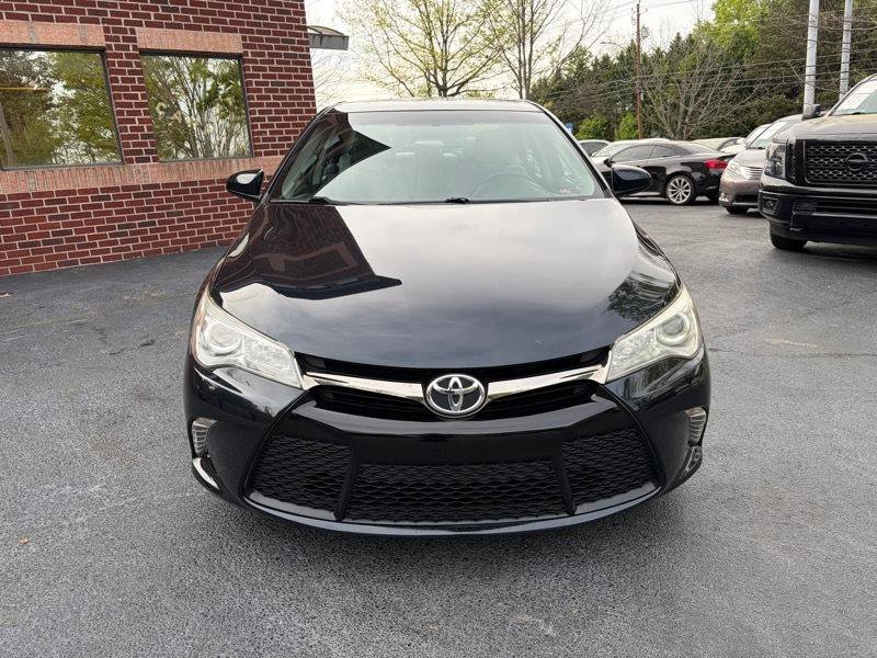 Used 2016 Toyota Camry SE image 10