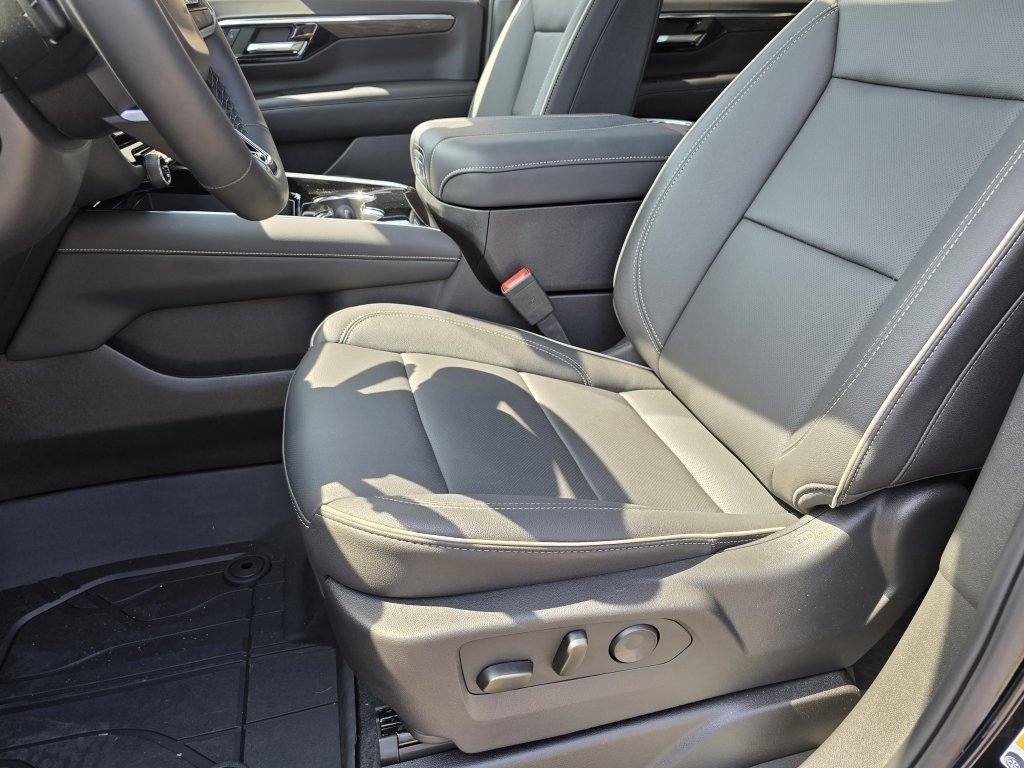 New 2025 Chevrolet Tahoe Premier w/ Sun And Tow Package image 17