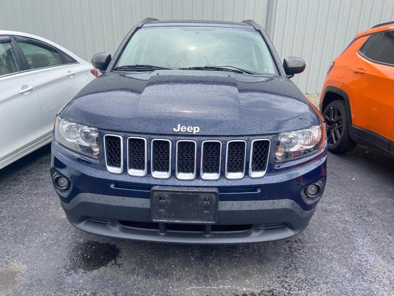 Used 2017 Jeep Compass Sport w/ Power Value Group AWD/4WD image 2