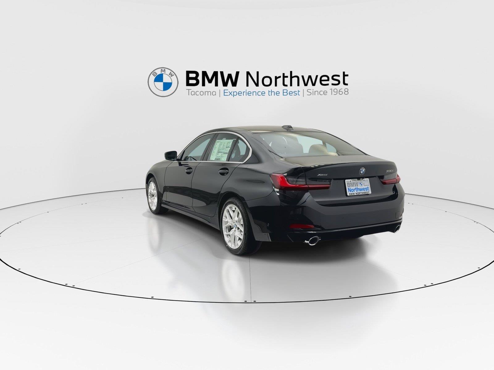 New 2026 BMW 330i xDrive Sedan w/ Premium Package AWD/4WD image 13