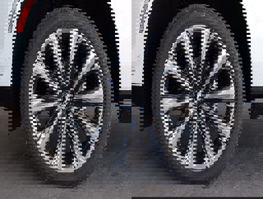 New 2026 Cadillac Escalade Platinum Luxury w/ LPO, Floor Liner Package image 52