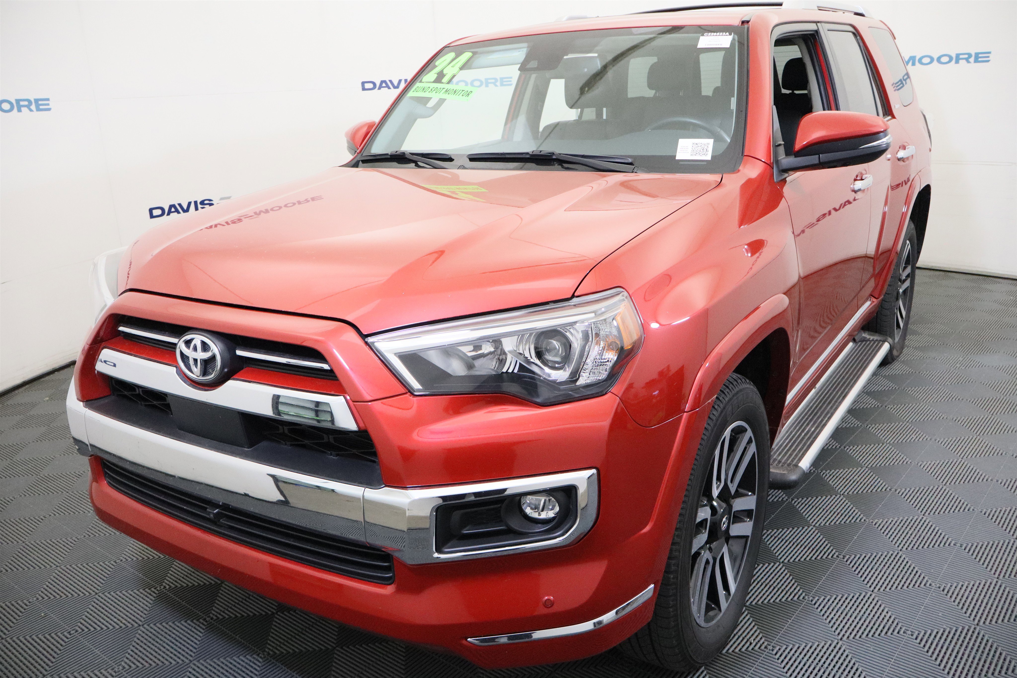 Used 2024 Toyota 4Runner Limited image 12