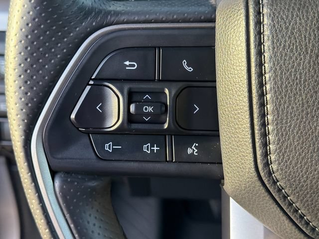 Certified 2025 Toyota 4Runner SR5 AWD/4WD image 25