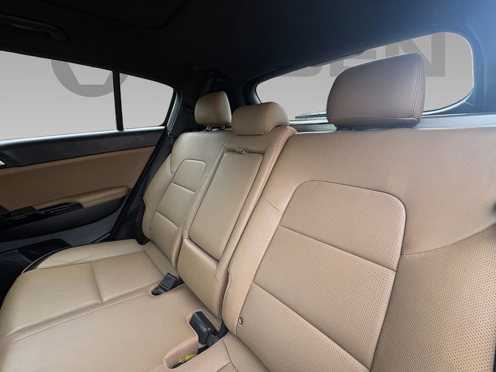 Used 2020 Kia Sportage SX image 4