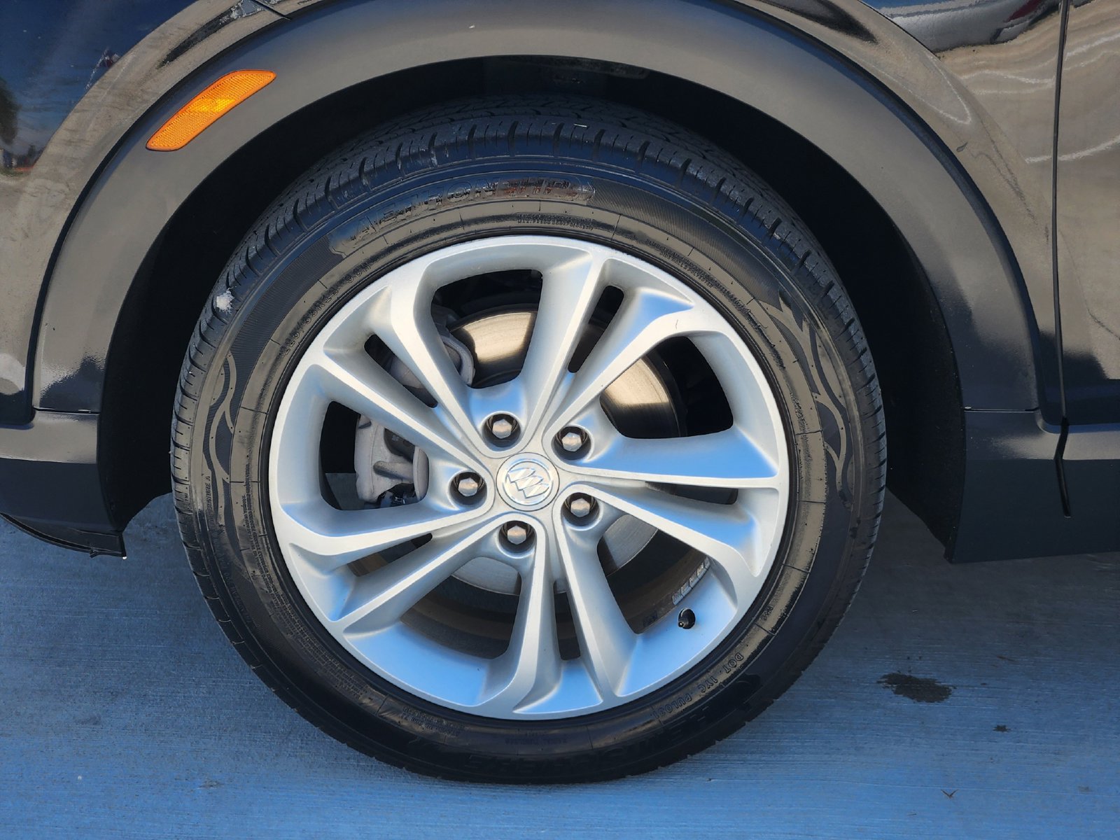 Used 2021 Buick Encore GX Preferred w/ Cold Weather Comfort Package FWD image 12