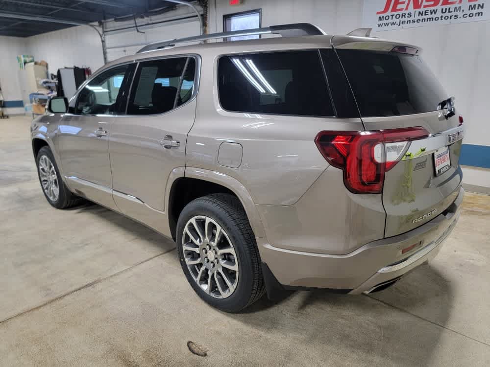 Certified 2023 GMC Acadia Denali w/ Denali Technology Package image 5