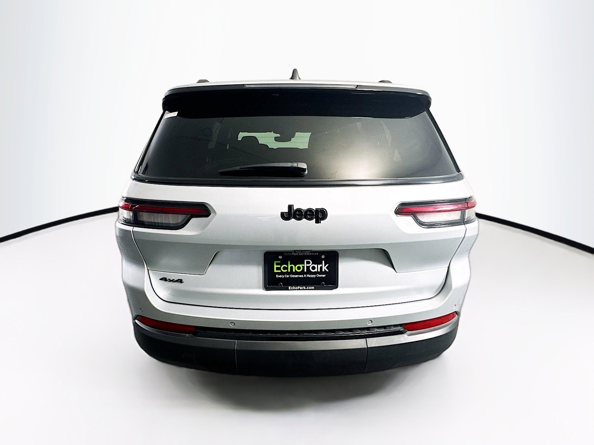 Used 2024 Jeep Grand Cherokee L Laredo image 7