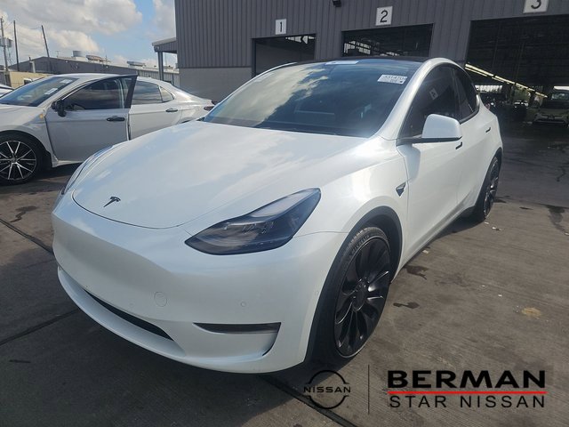 Used 2022 Tesla Model Y Performance image 1