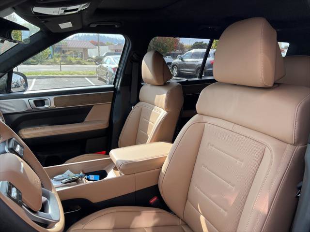 New 2026 Hyundai Santa Fe Calligraphy image 13