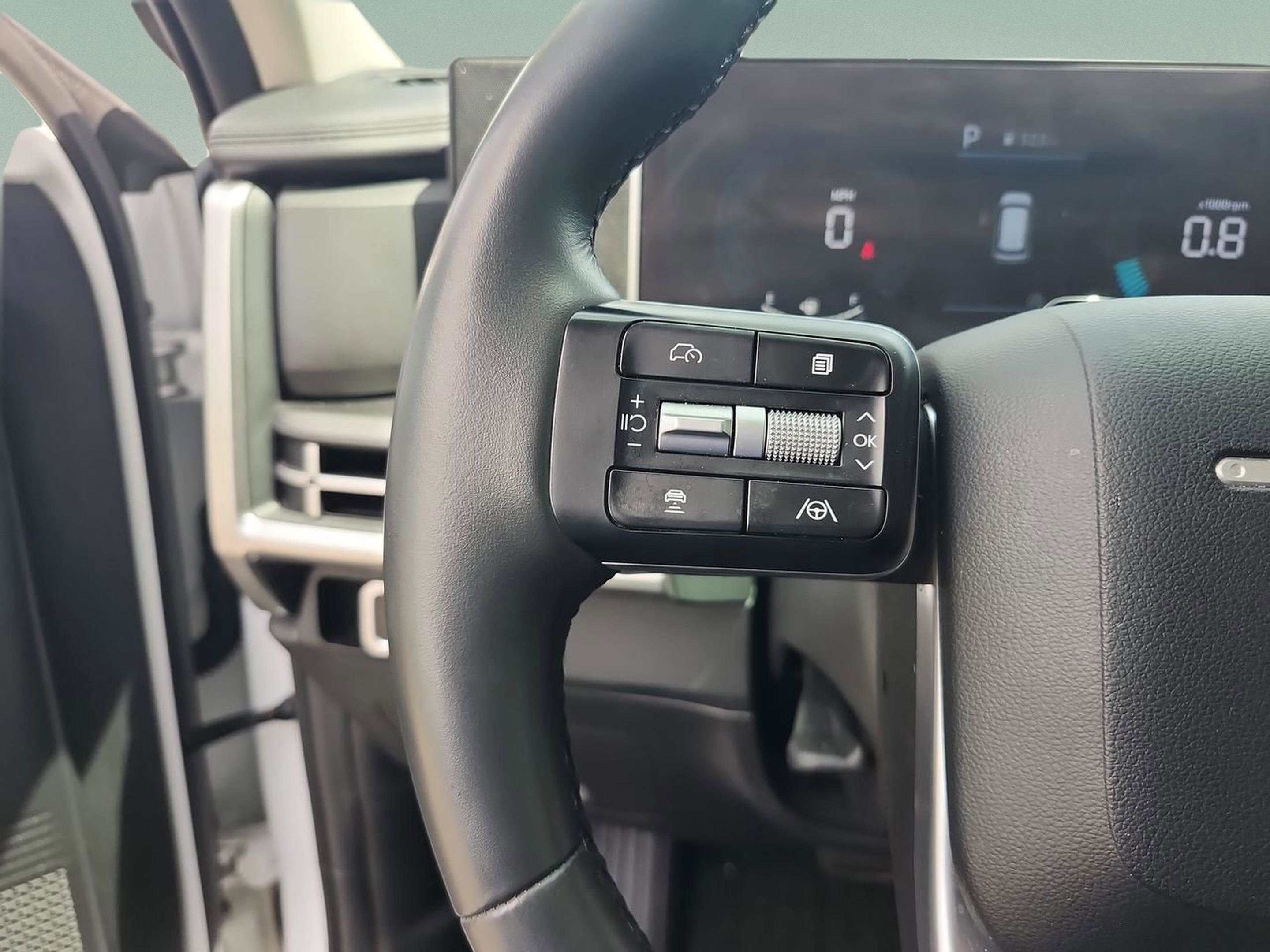 Used 2024 Hyundai Santa Fe XRT image 12