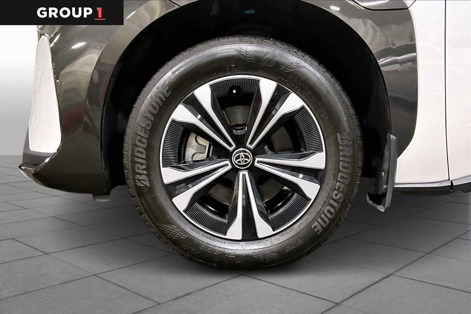 Used 2023 Toyota bZ4X XLE image 10