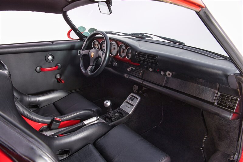 Used 1989 Porsche 911 Carrera RWD image 48