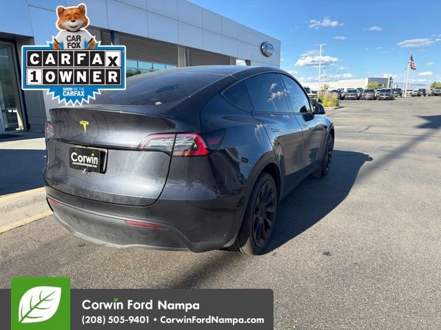 Used 2024 Tesla Model Y Long Range AWD/4WD image 7