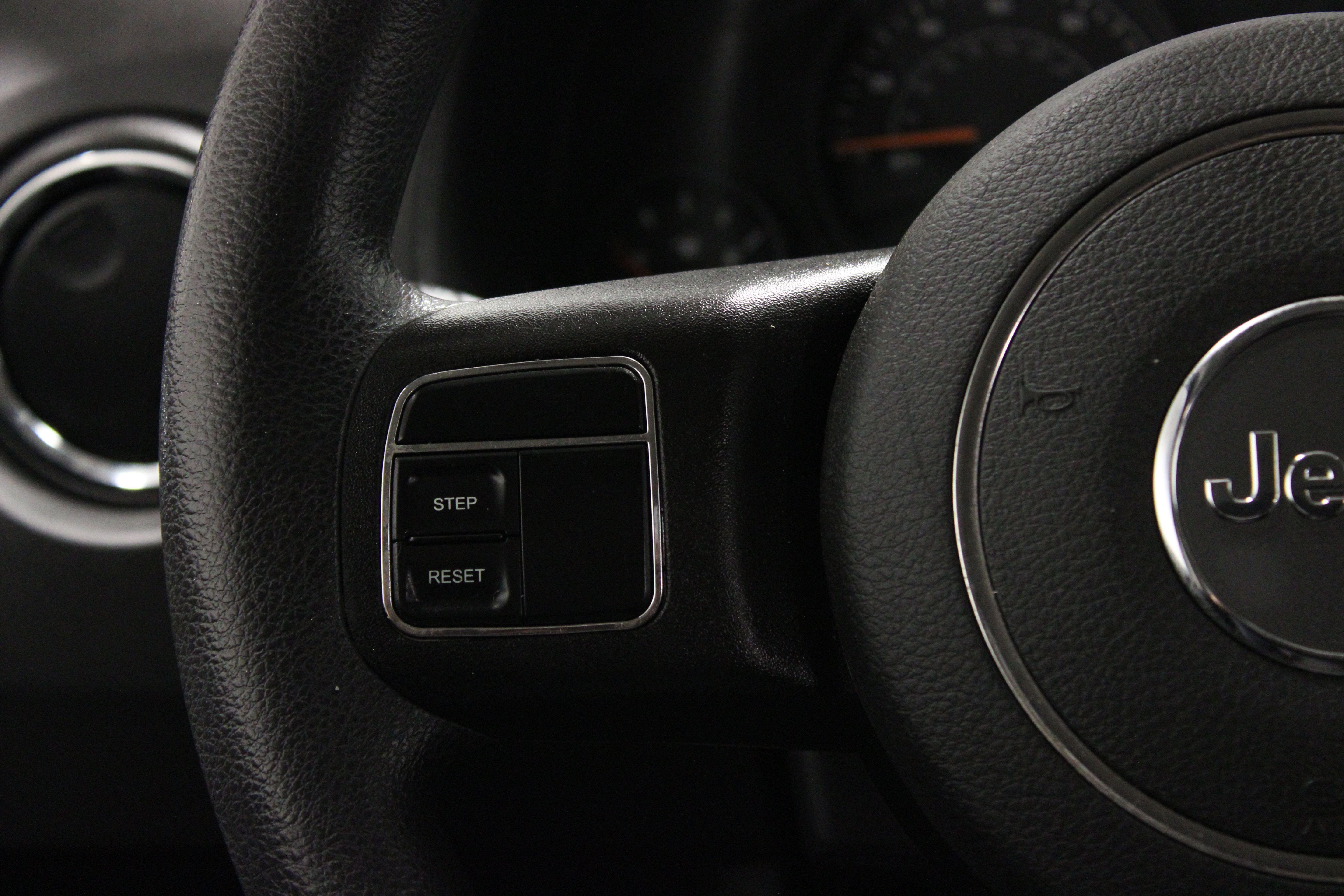 Used 2015 Jeep Compass Sport w/ Power Value Group AWD/4WD image 19