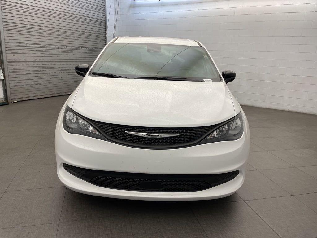 New 2026 Chrysler Voyager LX image 6