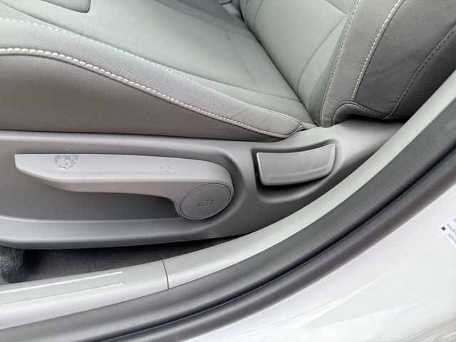 New 2026 Hyundai Elantra Sport w/ Cargo Package FWD image 16