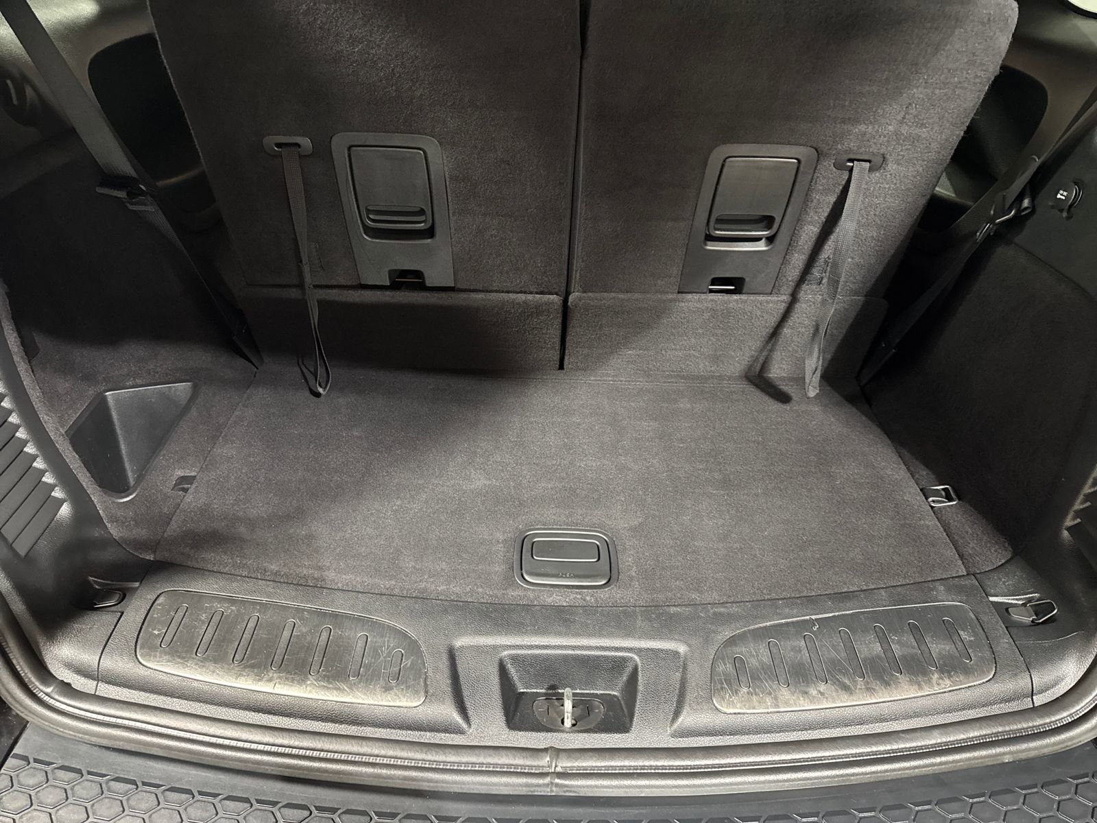 Used 2016 Dodge Durango Citadel w/ Premium Entertainment Group image 30