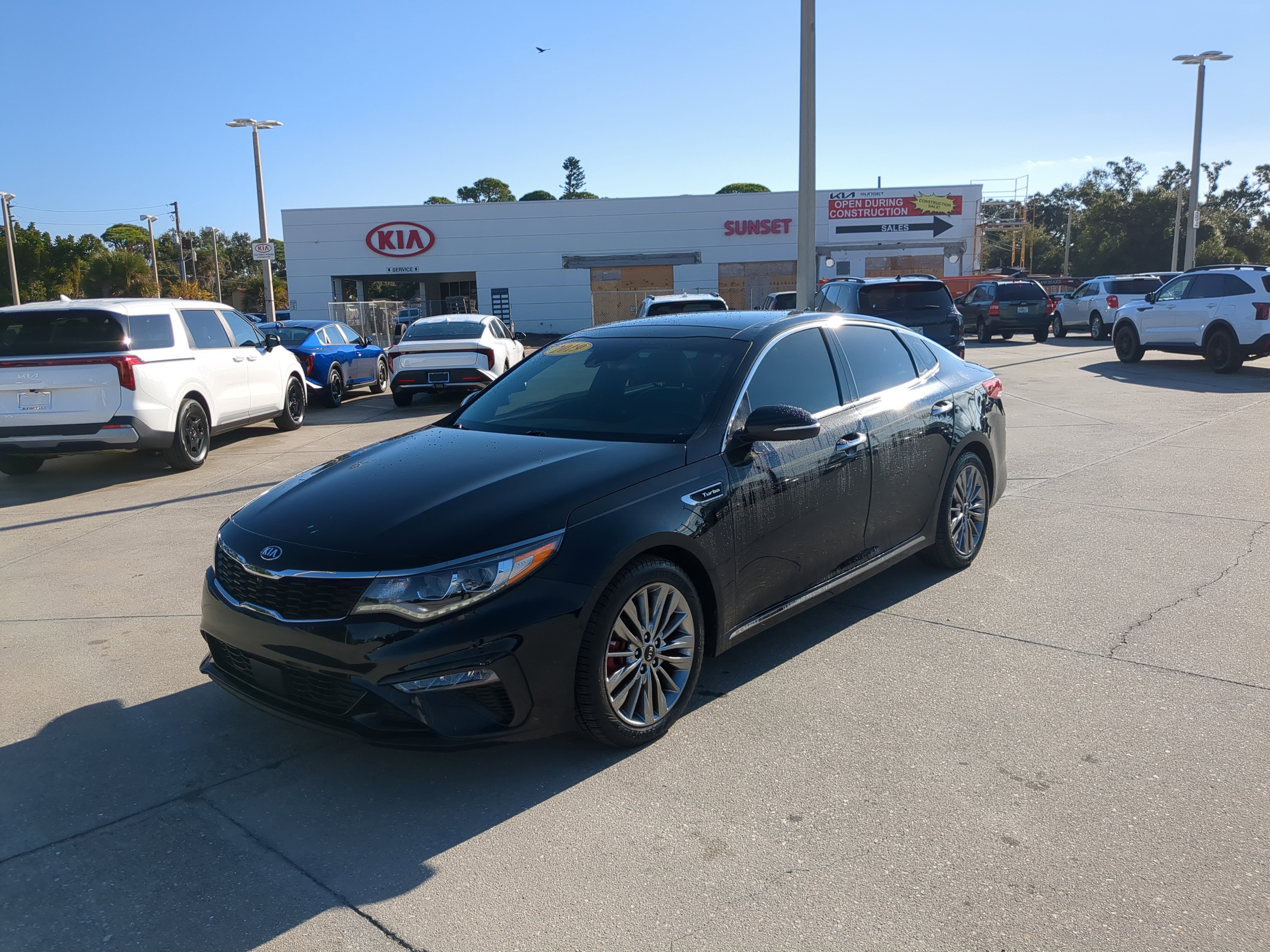 Certified 2019 Kia Optima SX w/ SX Limited (Black) Package image 8
