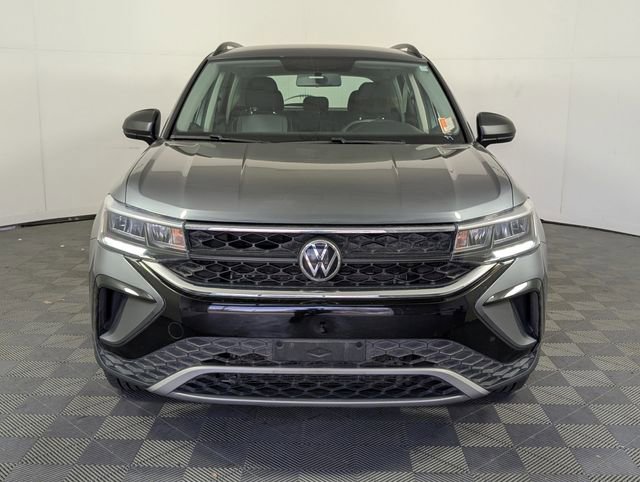 Used 2022 Volkswagen Taos S image 8