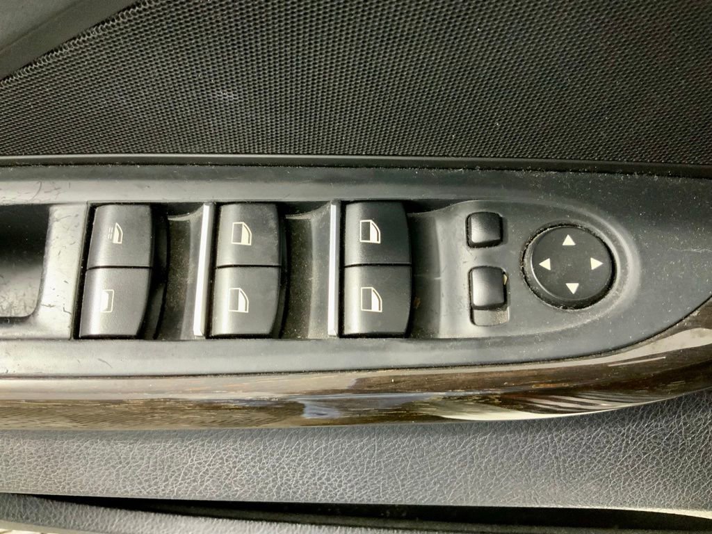 Used 2012 BMW 650i Convertible image 19