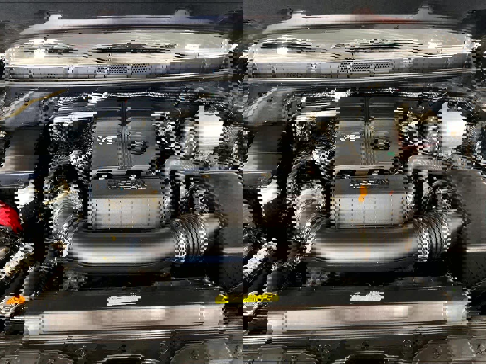 Certified 2022 Nissan Frontier PRO-4X w/ Technology Package AWD/4WD image 35