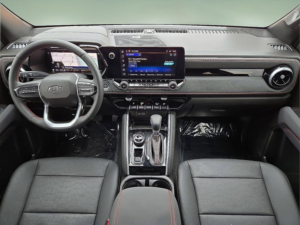 Used 2025 Chevrolet Colorado Z71 w/ Technology Package image 16