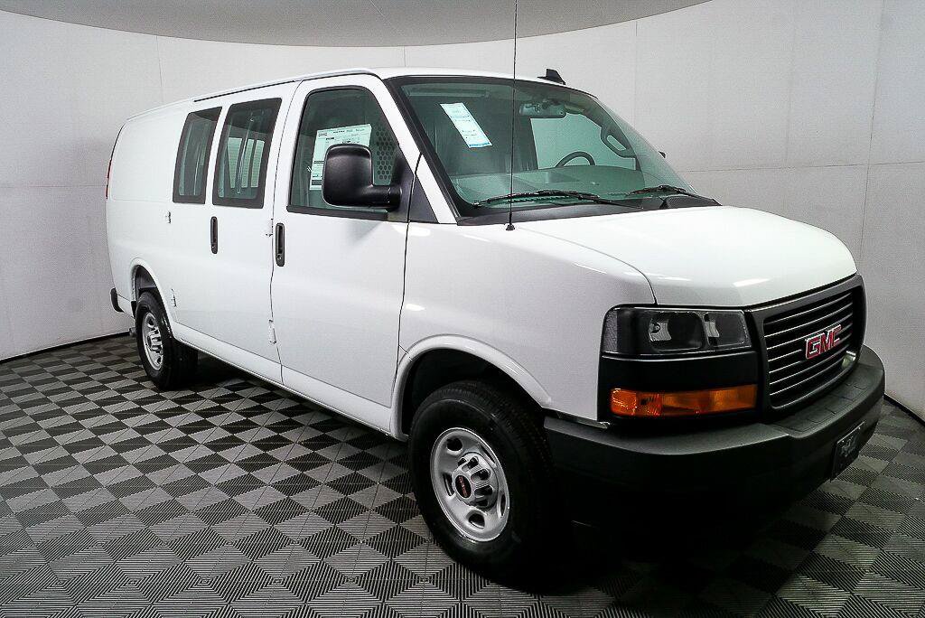New 2025 GMC Savana 2500 w/ Driver Convenience Package RWD image 21