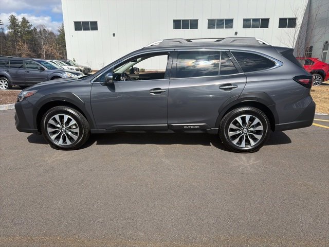 Used 2023 Subaru Outback Touring image 8