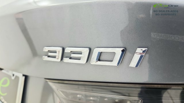 Used 2023 BMW 330i Sedan w/ Driving Assistance Package RWD image 38