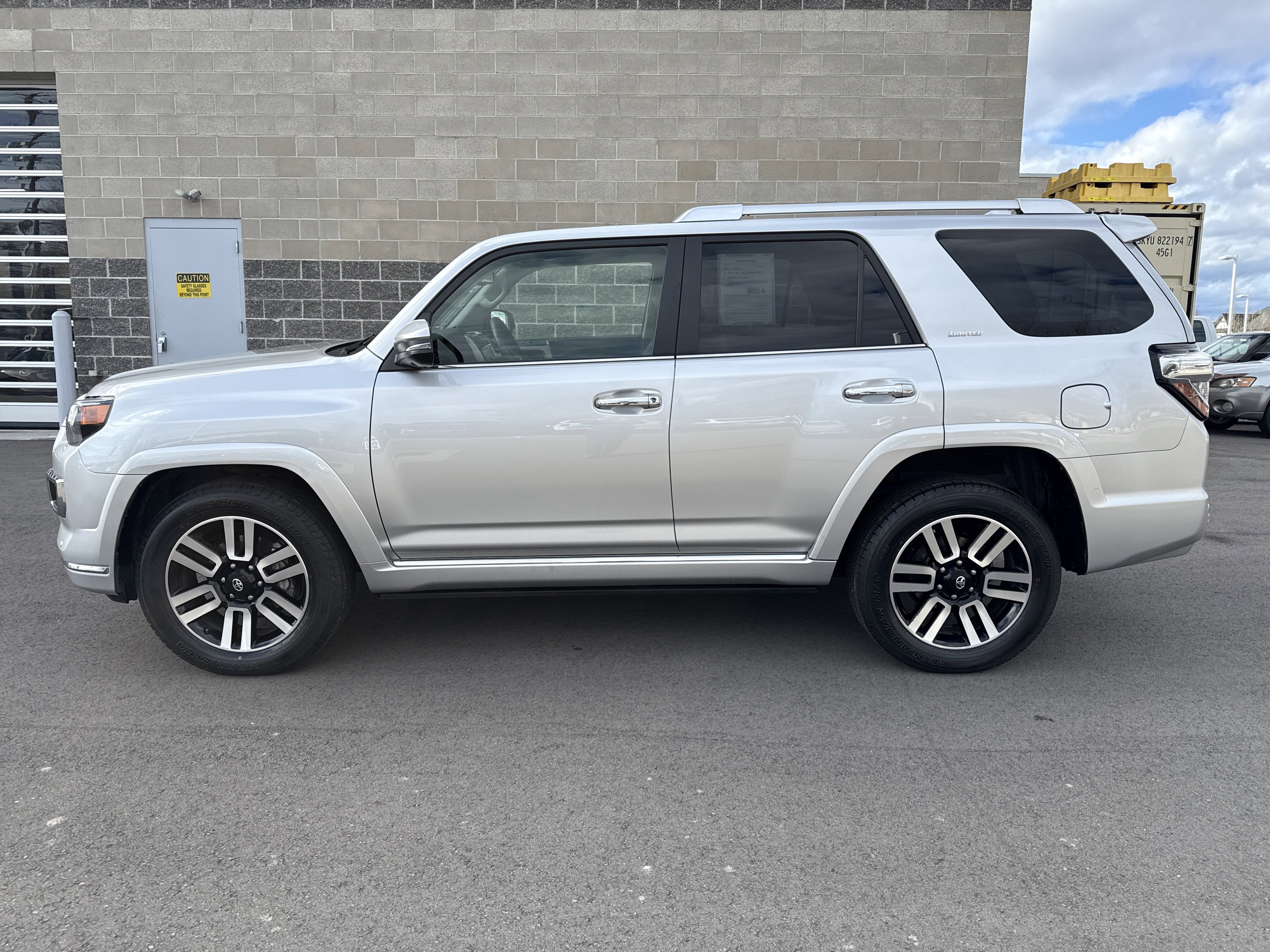 Used 2022 Toyota 4Runner Limited image 3