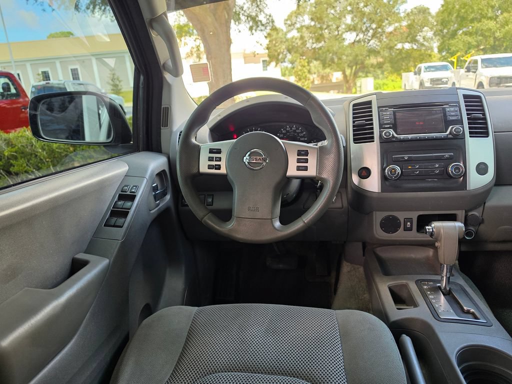 Used 2016 Nissan Frontier SV RWD image 8