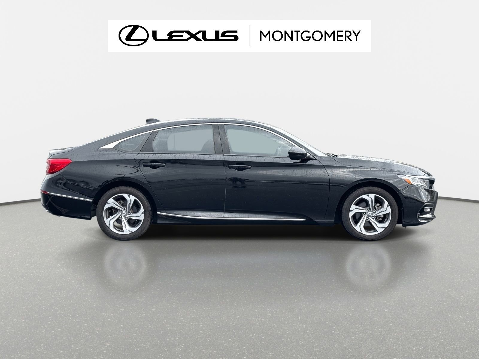 Used 2018 Honda Accord EX image 2