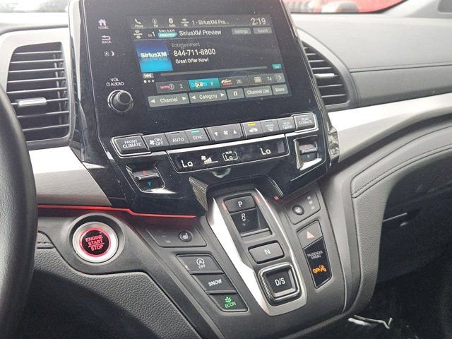 Used 2024 Honda Odyssey Sport image 17
