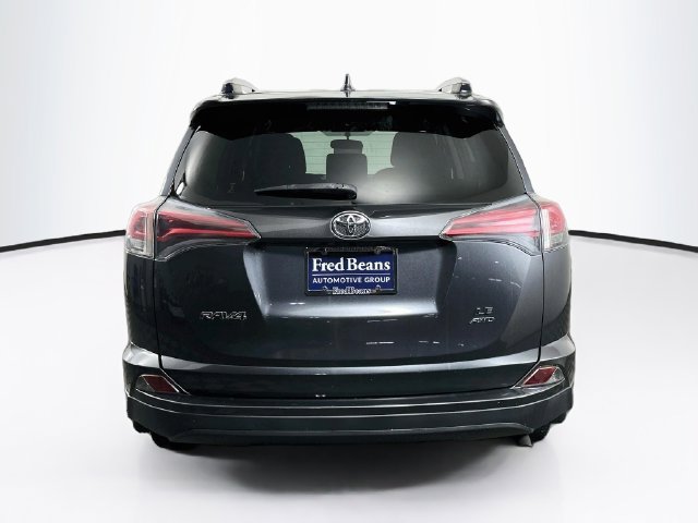 Used 2016 Toyota RAV4 LE AWD/4WD image 7