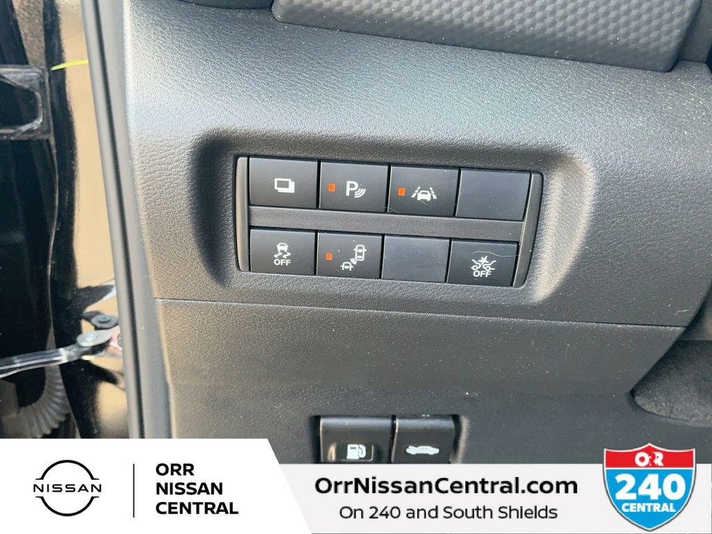 Used 2024 Nissan Kicks S image 18