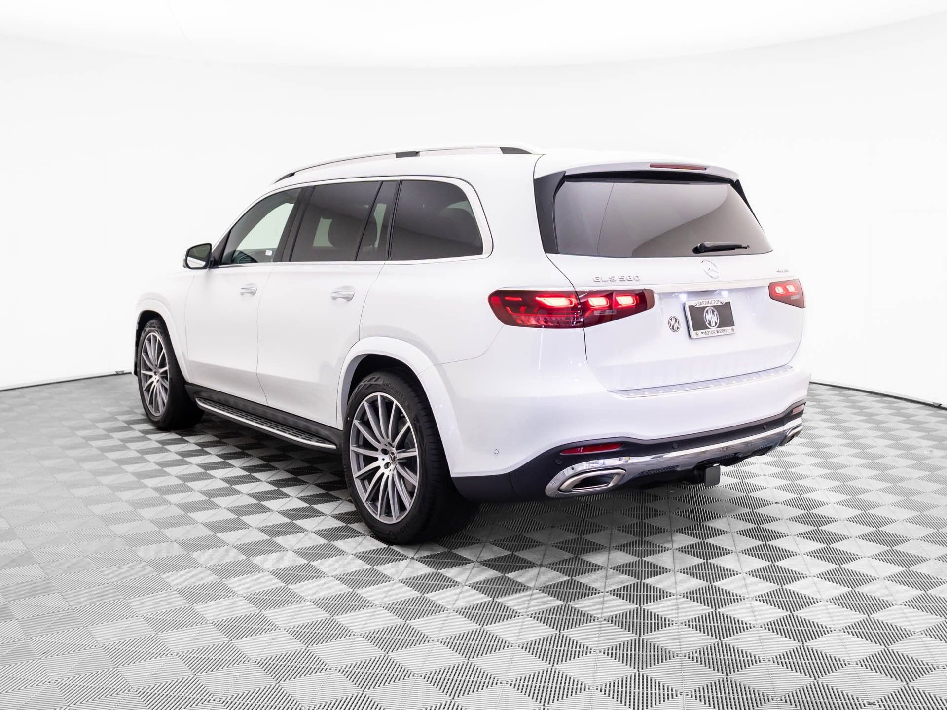 New 2026 Mercedes-Benz GLS 580 4MATIC video 3